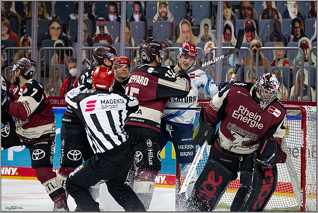 PENNY DEL;  Koelner Haie - ERC Ingolstadt; Koeln, 01.04.2021